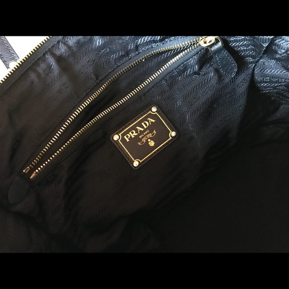 Sold - Picture 3 of 8